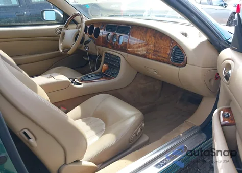 1997 Jaguar Xk8 из США, поврежденный, VIN SAJGX5745VC002267